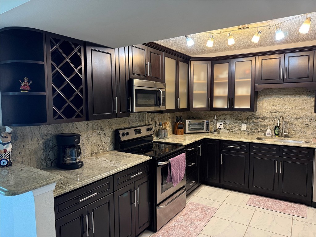 1621 Gulf Boulevard #1203 Clearwater Beach FL 33767 TB8440482 image12