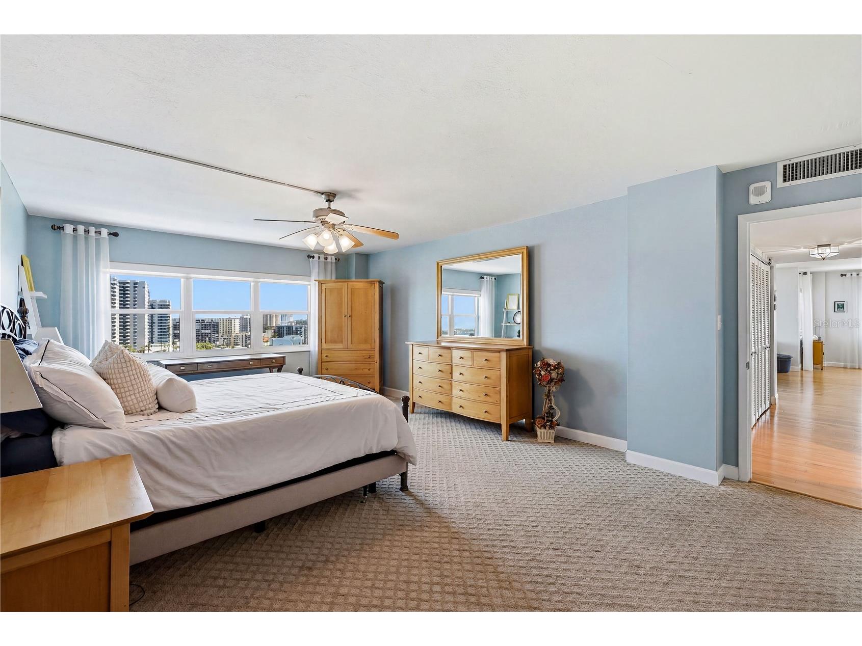 1621 Gulf Boulevard #1408 Clearwater Beach FL 33767 TB8526507 image28