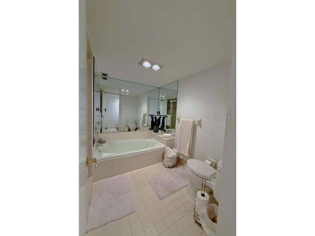 1621 Gulf Boulevard #201 Clearwater Beach FL 33767 U7801206 image17