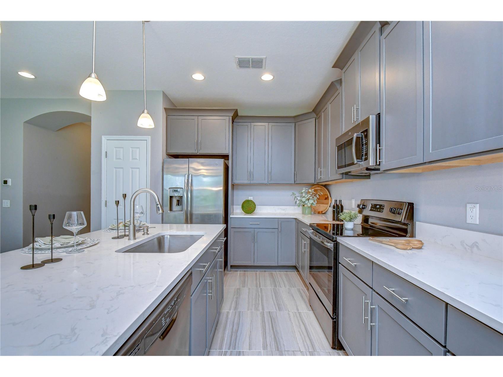1621 Leaf Flower Lane Lutz FL 33558 TB8530238 image30