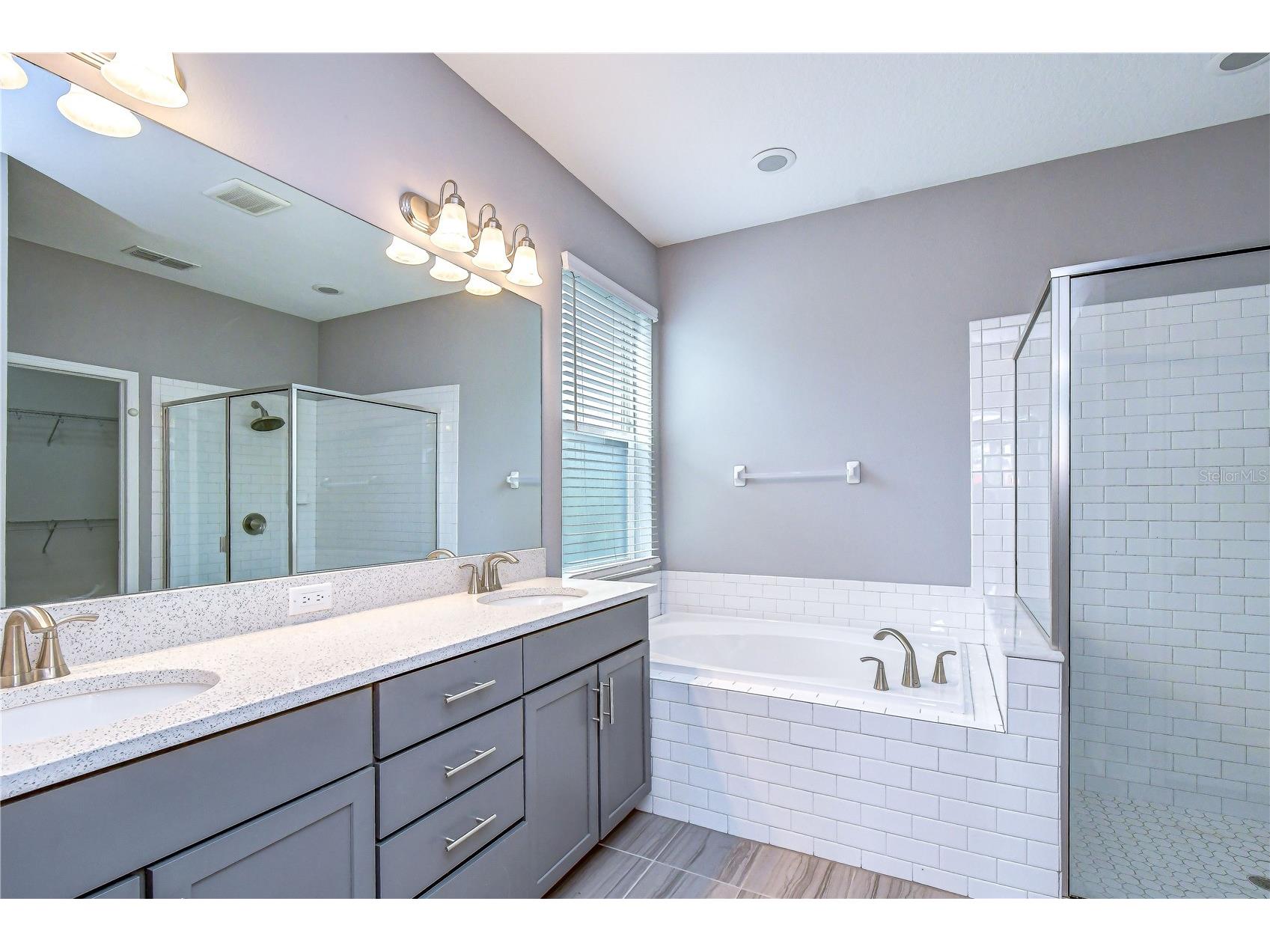 1621 Leaf Flower Lane Lutz FL 33558 TB8530238 image39