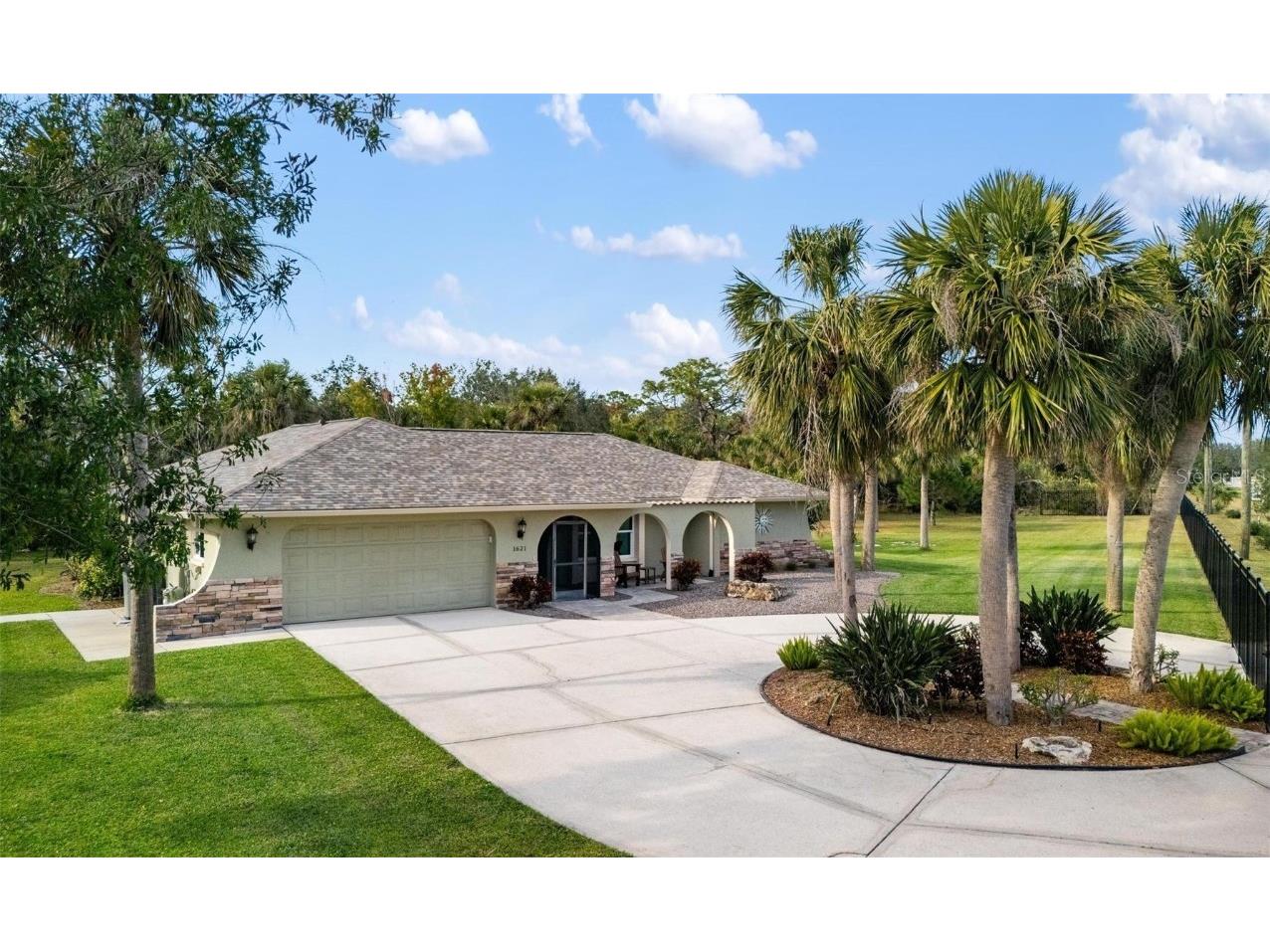 1621 Mission Valley Boulevard Nokomis FL 34275 N6136395 image1