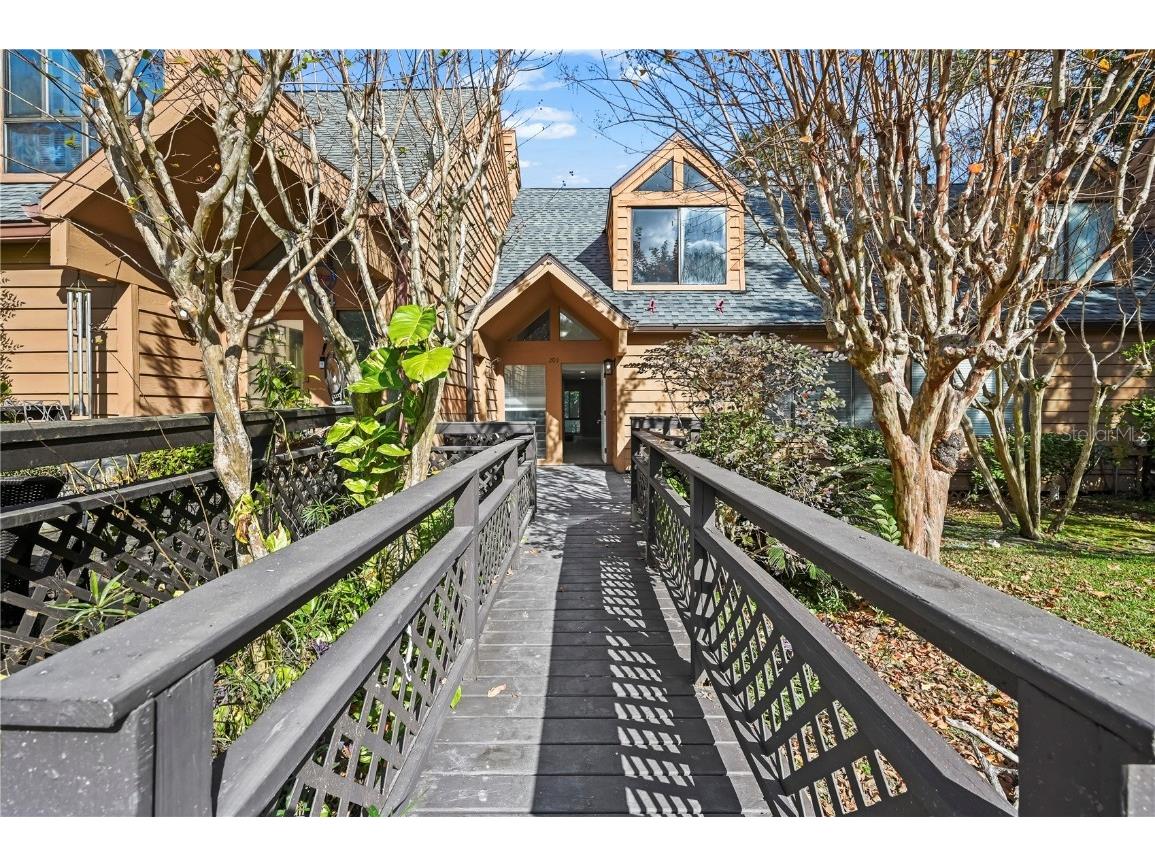 1621 NE 2nd Street #203 Ocala FL 34470 S5117829 image1