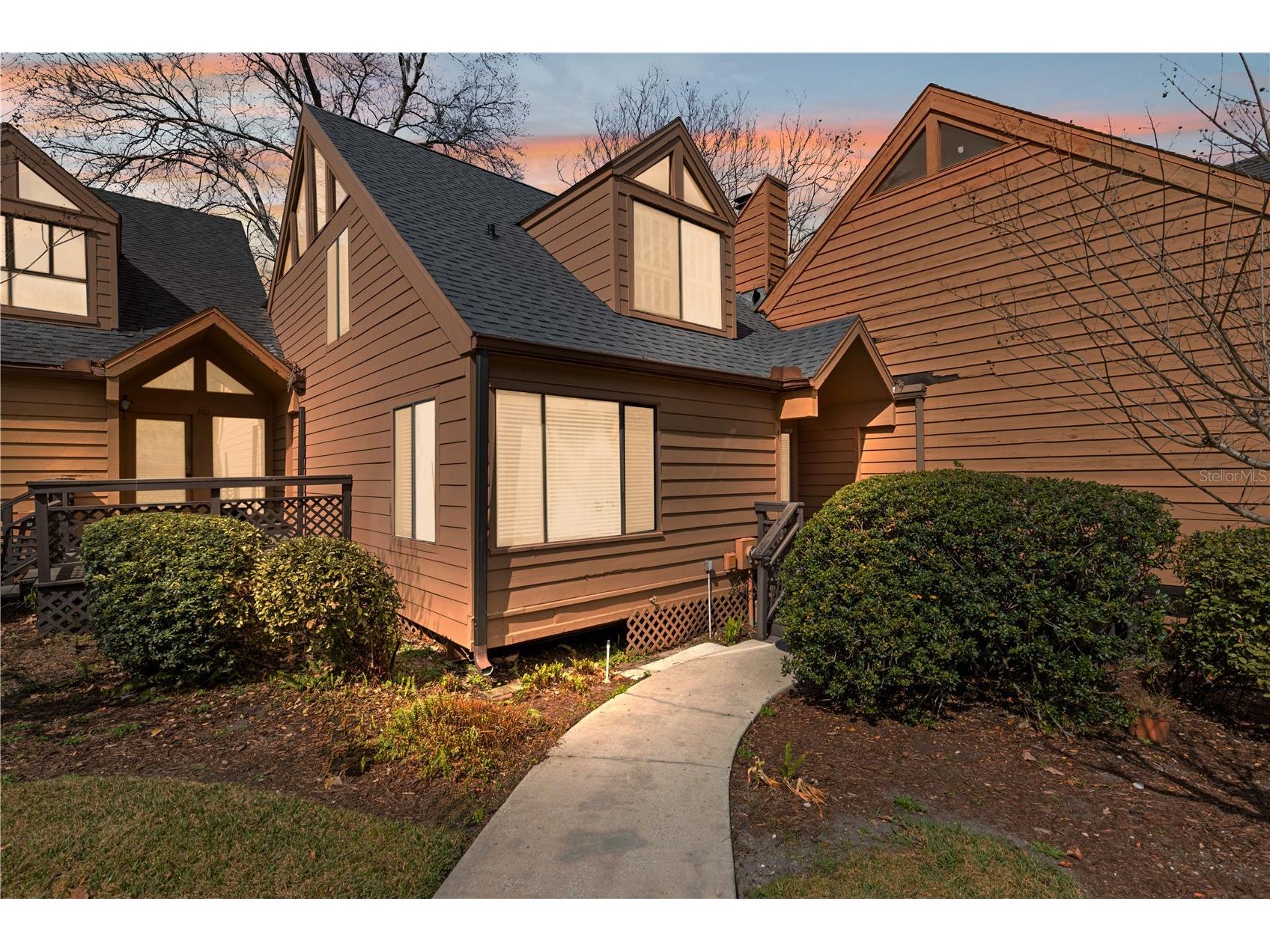 1621 NE 2nd Street #302 Ocala FL 34470 G5108578 image1