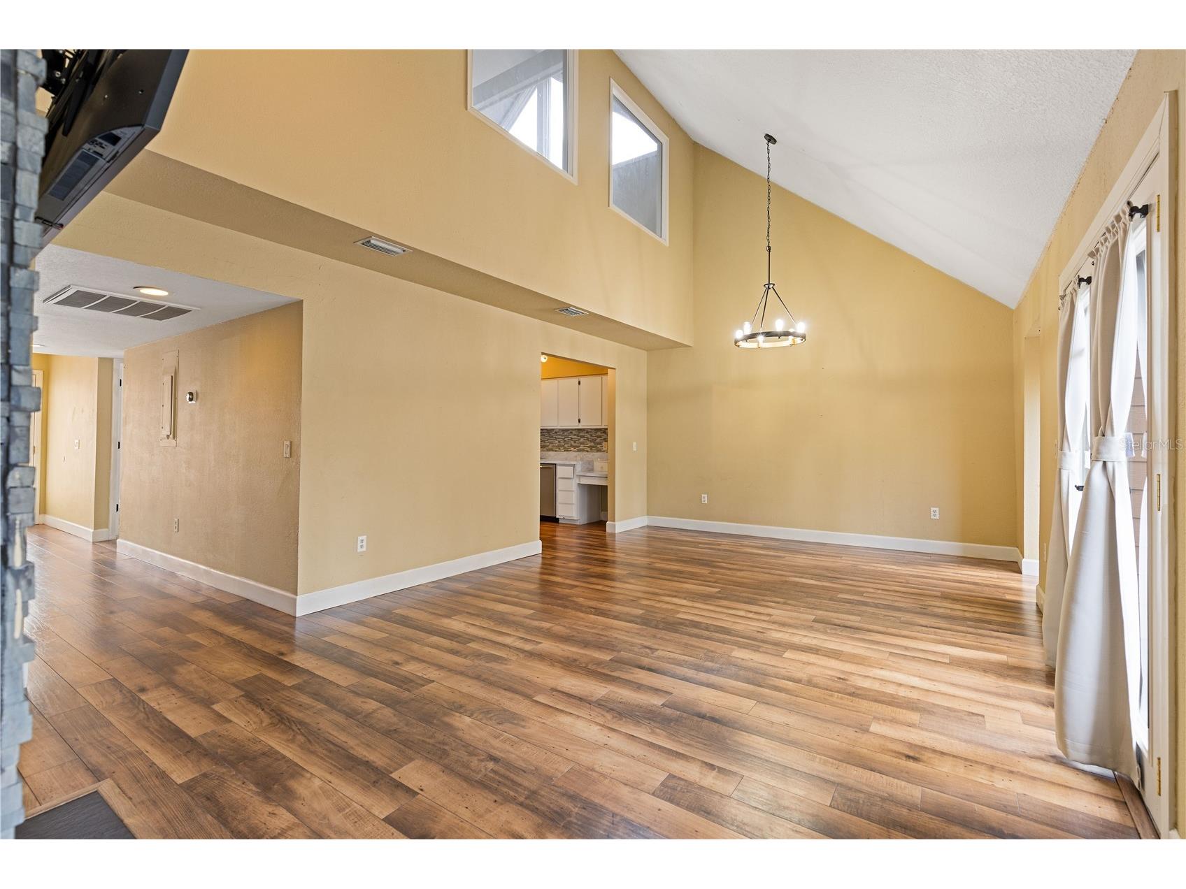 1621 NE 2nd Street #302 Ocala FL 34470 G5108578 image6