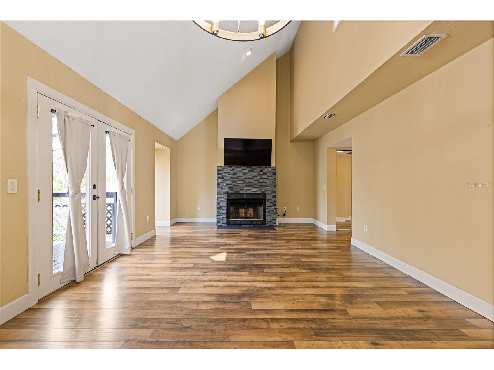 1621 NE 2nd Street #302 Ocala FL 34470 G5108578 image8