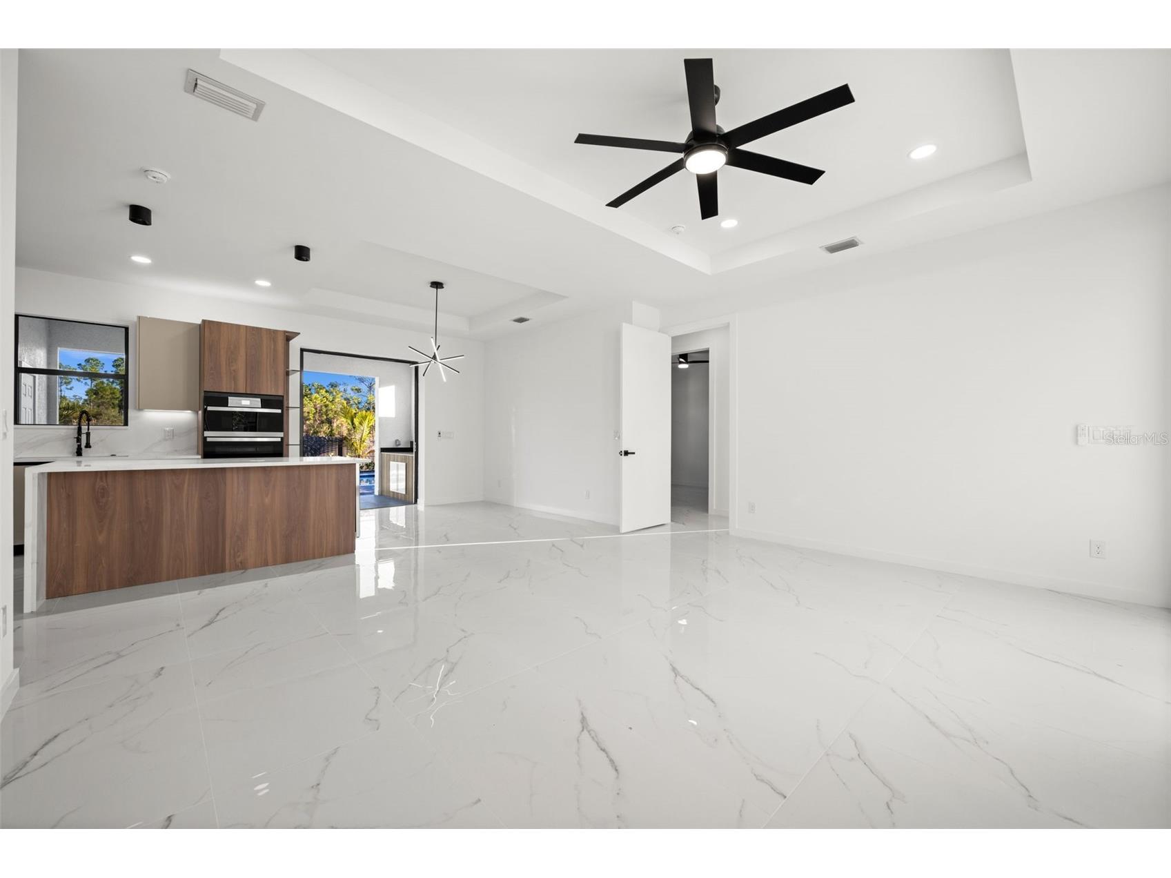 1621 NW 23rd Terrace Cape Coral FL 33993 TB8478898 image5