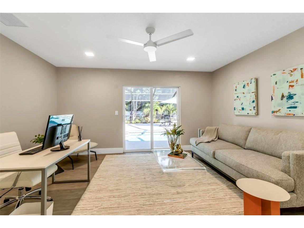 1621 Pine Bay Drive Sarasota FL 34231 A4663412 image35