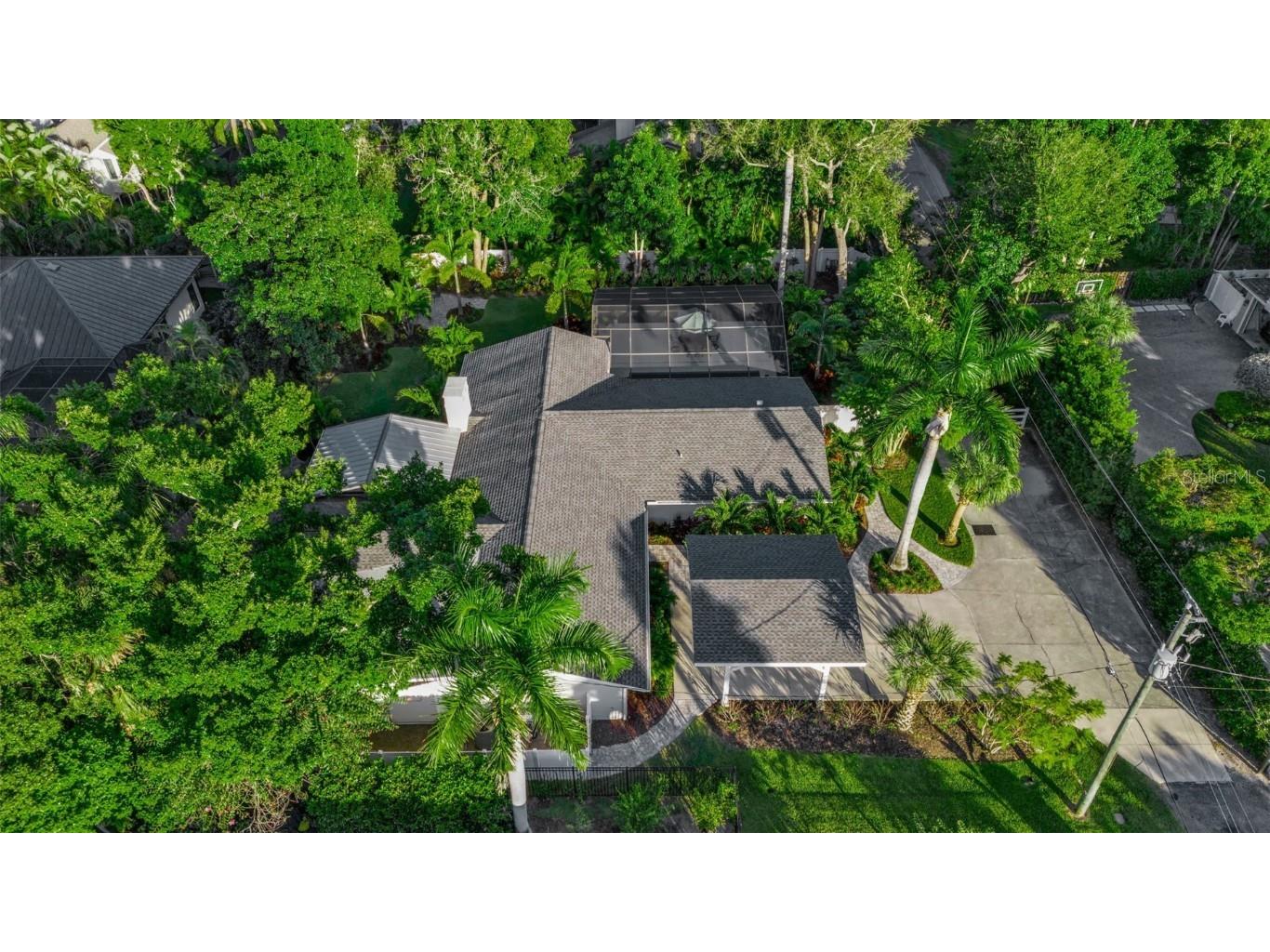 1621 Pine Bay Drive Sarasota FL 34231 A4663412 image49