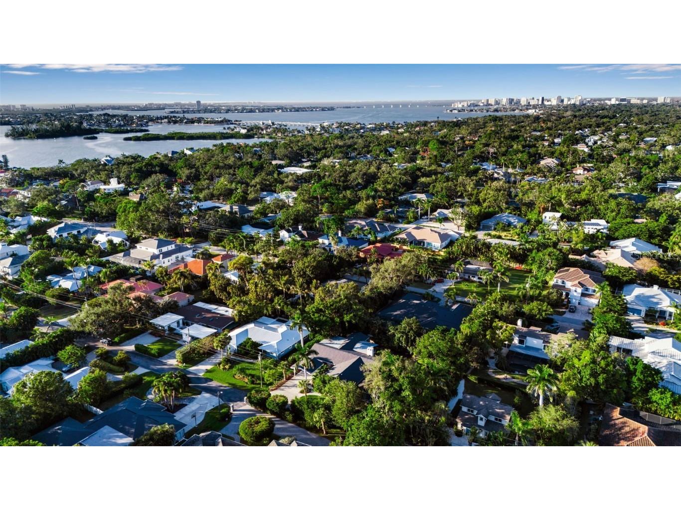 1621 Pine Bay Drive Sarasota FL 34231 A4663412 image58