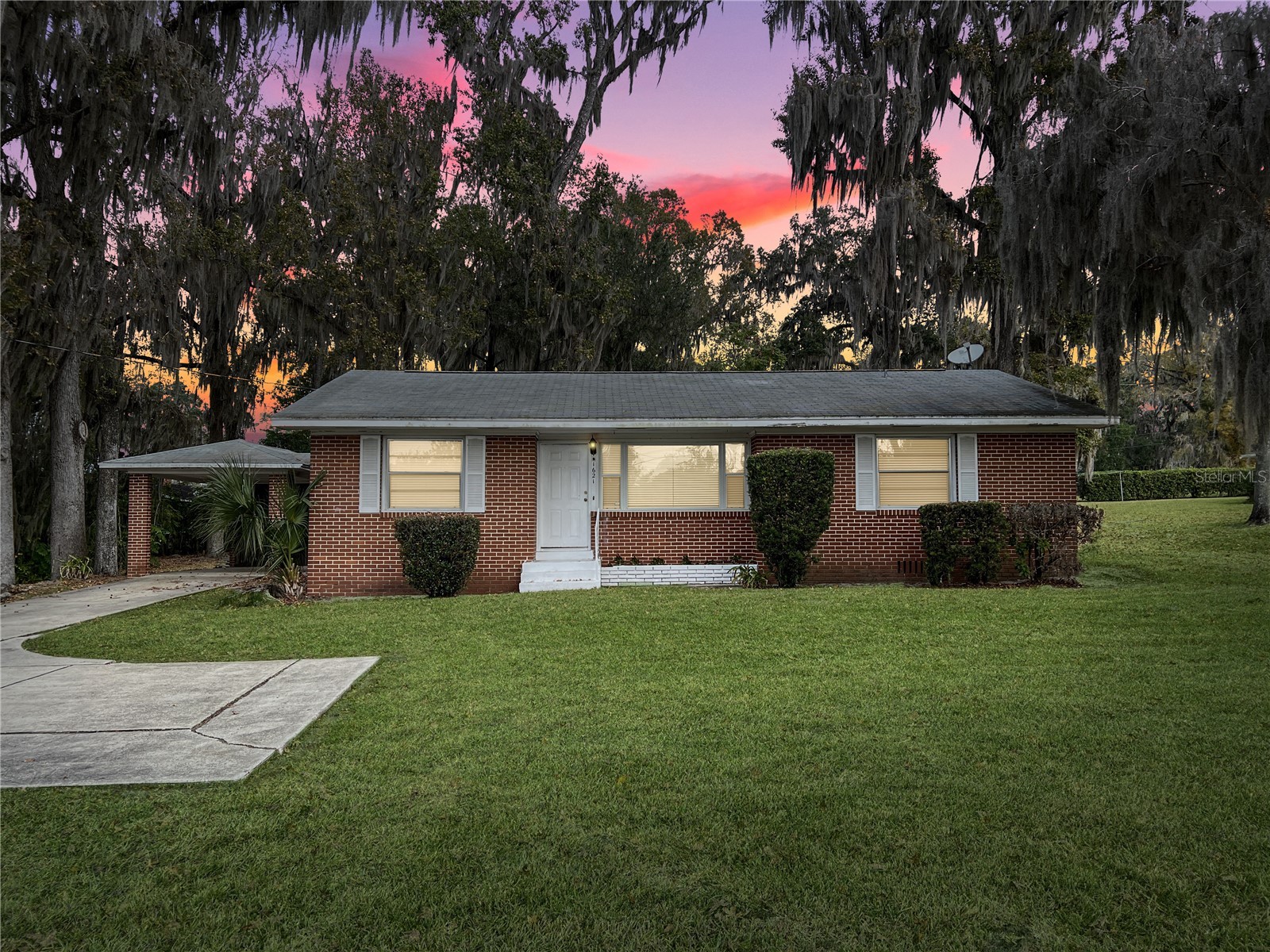 1621 SE 17th Street Ocala FL 34471 OM714940 image1