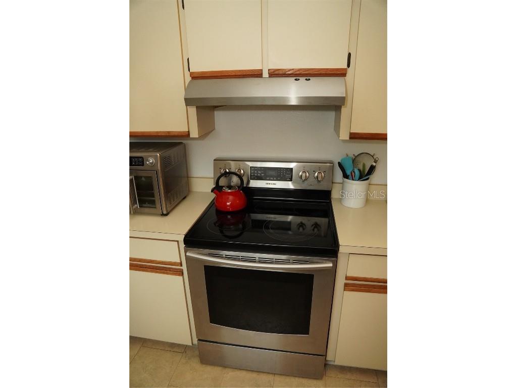 1621 Southwind Drive Brandon FL 33510 TB8437165 image12