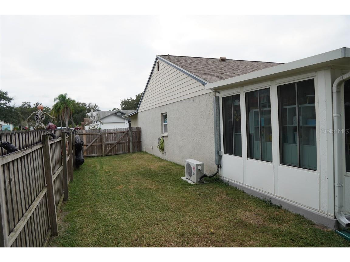 1621 Southwind Drive Brandon FL 33510 TB8437165 image2