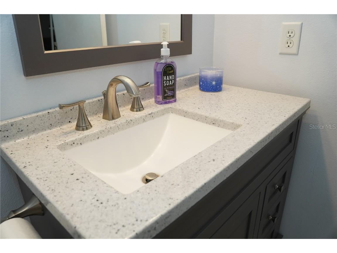 1621 Southwind Drive Brandon FL 33510 TB8437165 image41