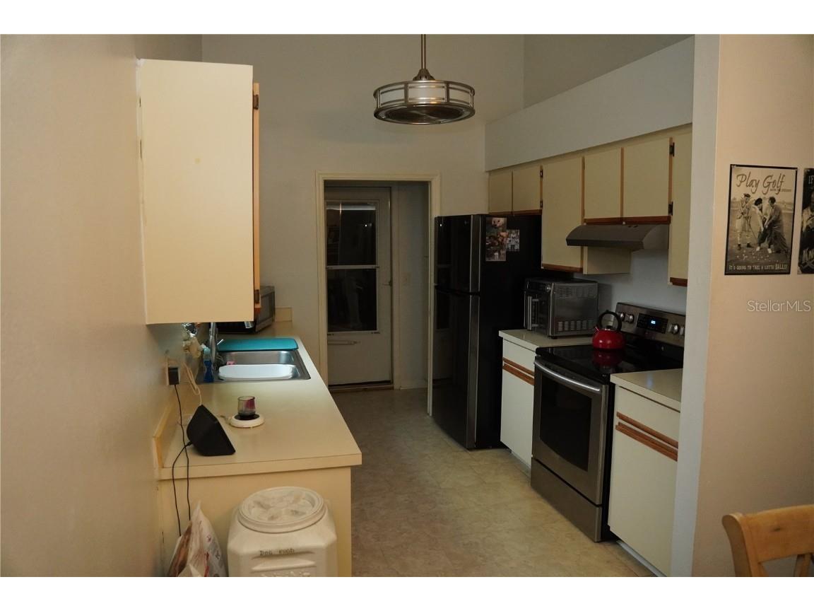 1621 Southwind Drive Brandon FL 33510 TB8437165 image9