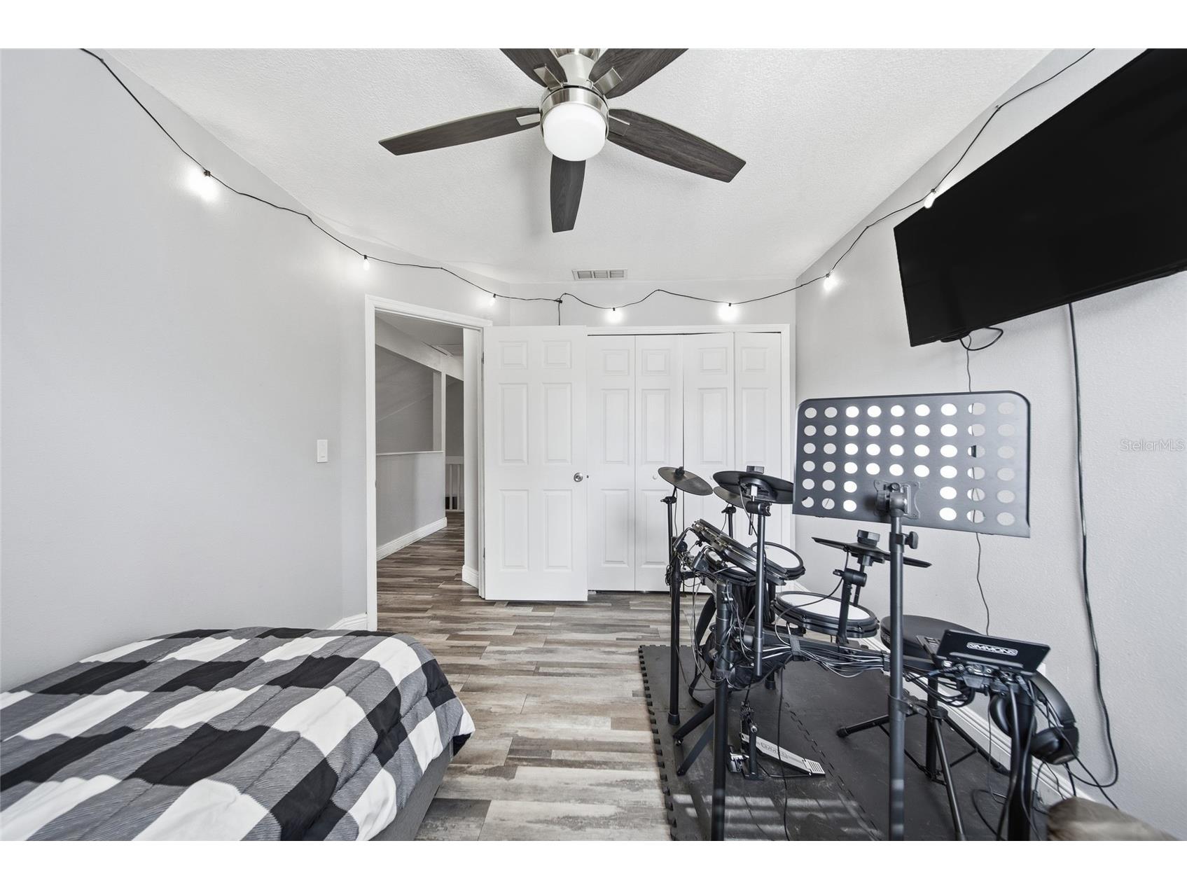 1621 Spinning Wheel Drive Lutz FL 33559 TB8512911 image21
