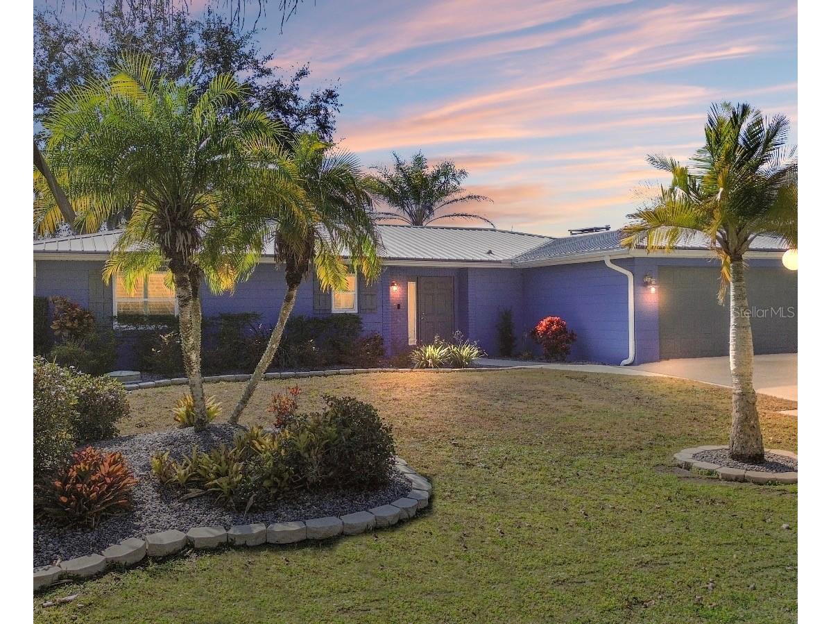 1621 Spring Garden Drive Astor FL 32102 - ST JOHNS RIVER OM718329 image1