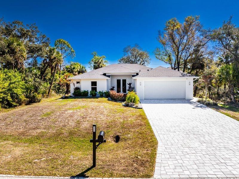 16211 Chamberlain Boulevard Port Charlotte FL 33954 D6146272 image1