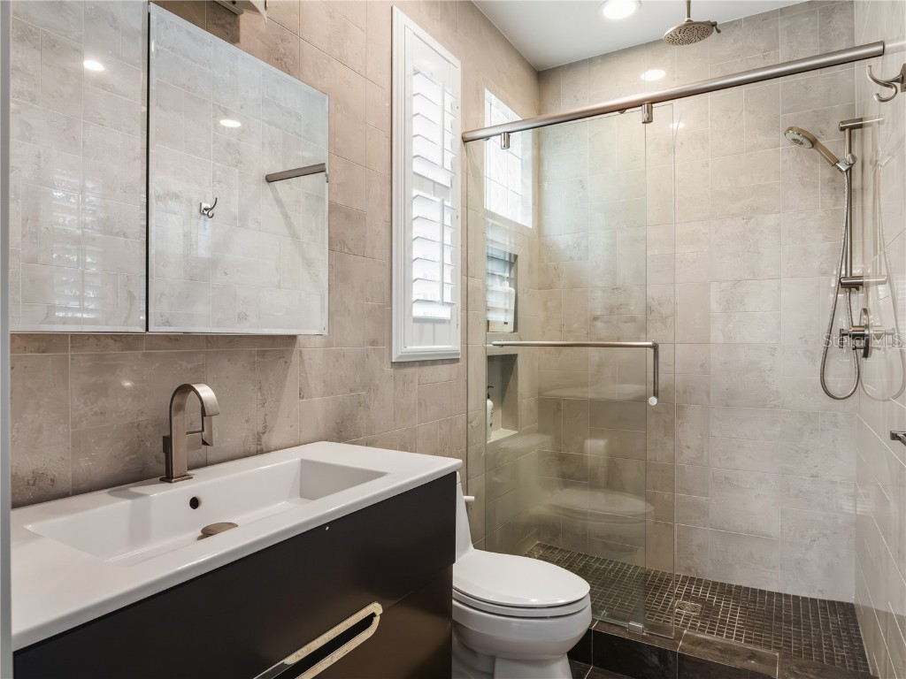 16211 Villarreal De Avila Tampa FL 33613 TB8360938 image16