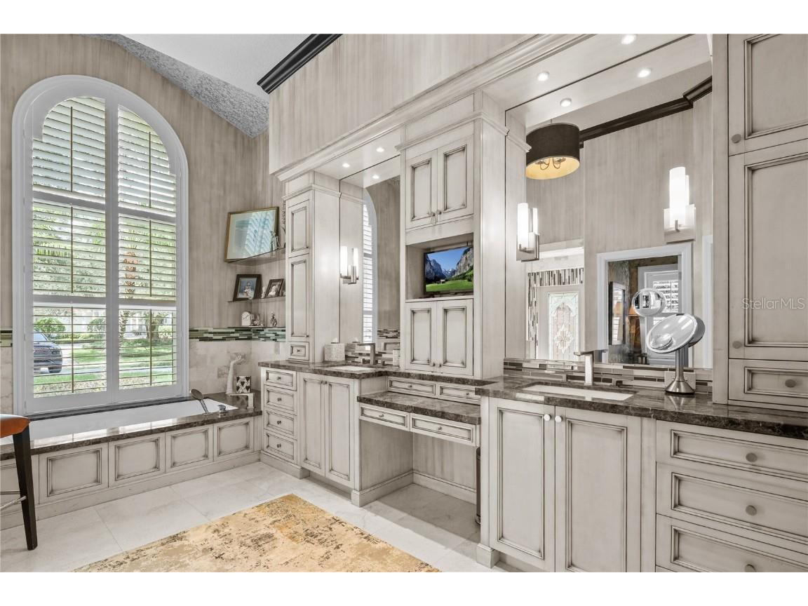 16211 Villarreal De Avila Tampa FL 33613 TB8360938 image46