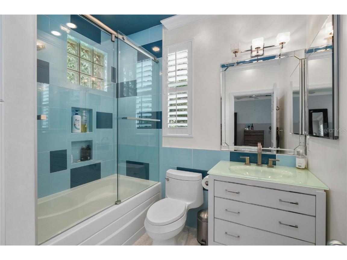 16211 Villarreal De Avila Tampa FL 33613 TB8360938 image69