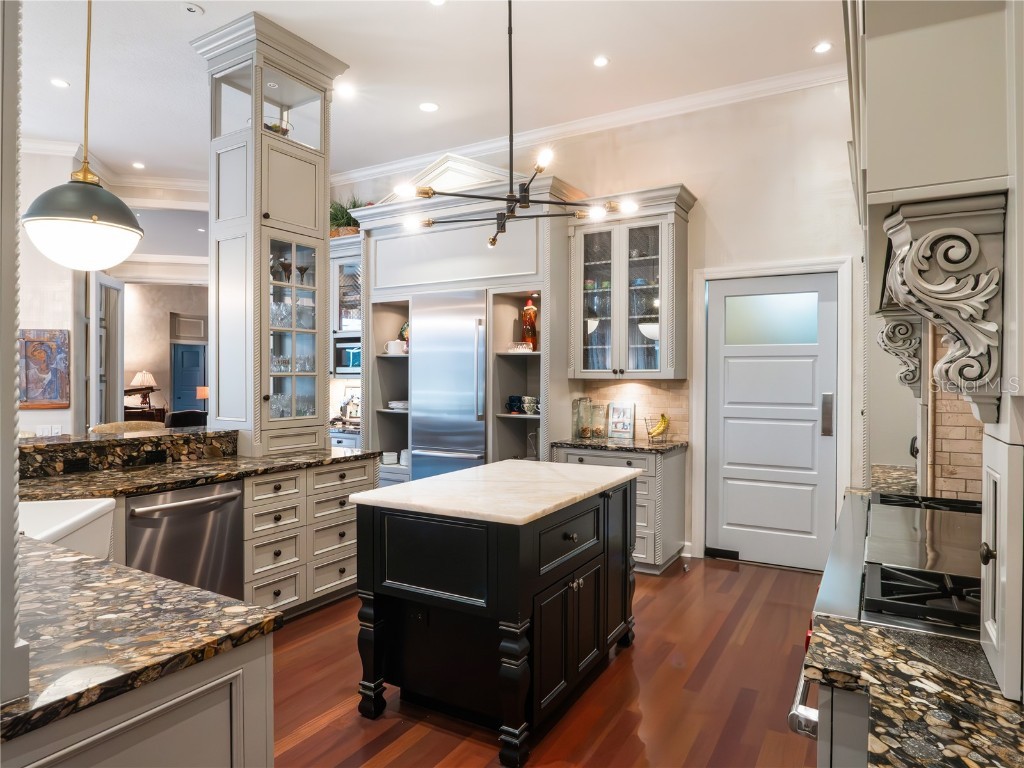 16211 Villarreal De Avila Tampa FL 33613 TB8360938 image9