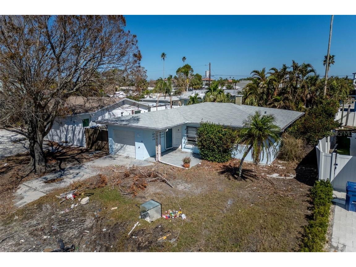 16213 2nd Street E Redington Beach FL 33708 TB8314645 image1