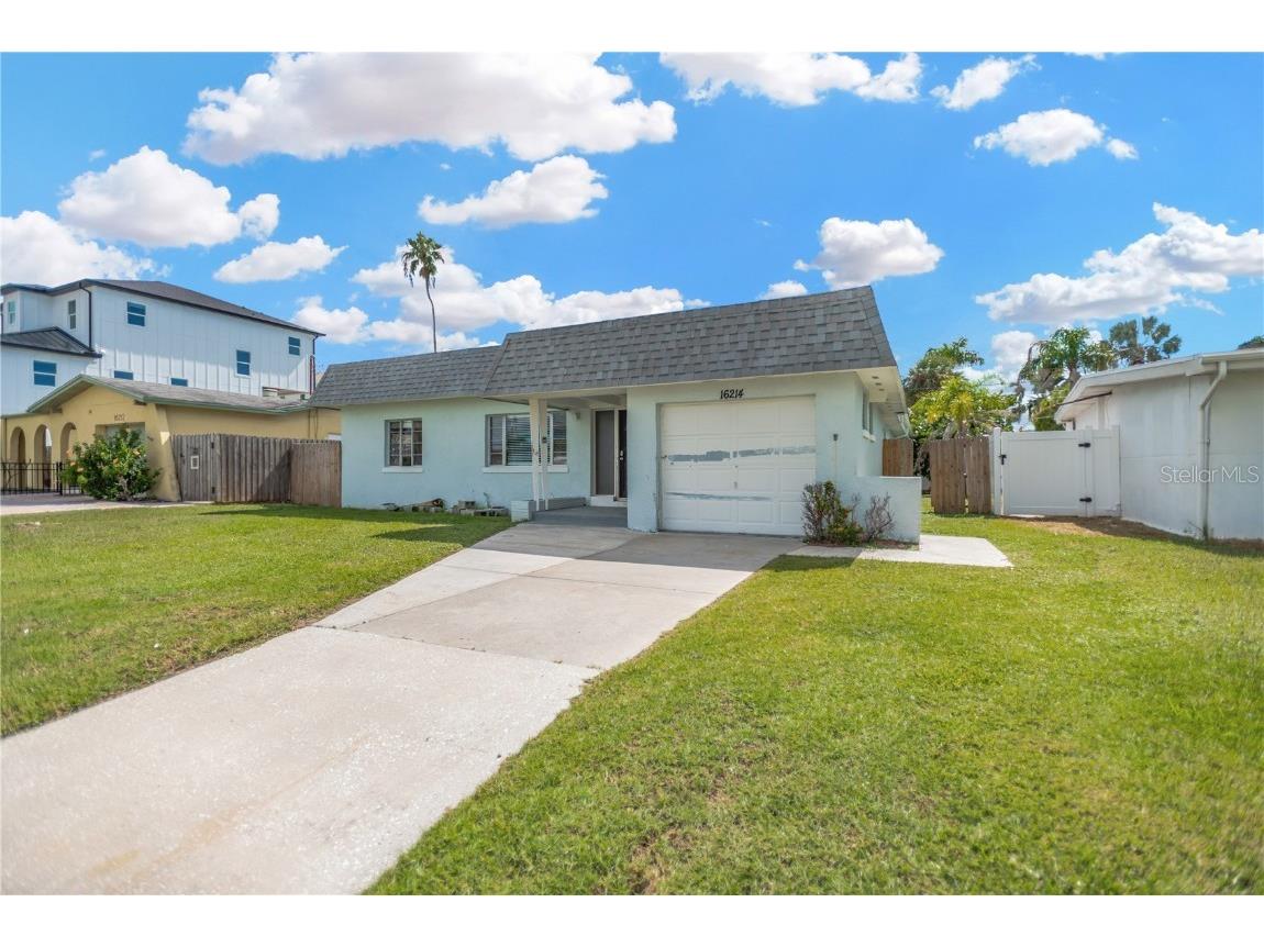 16214 3rd Street E Redington Beach FL 33708 TB8431773 image1