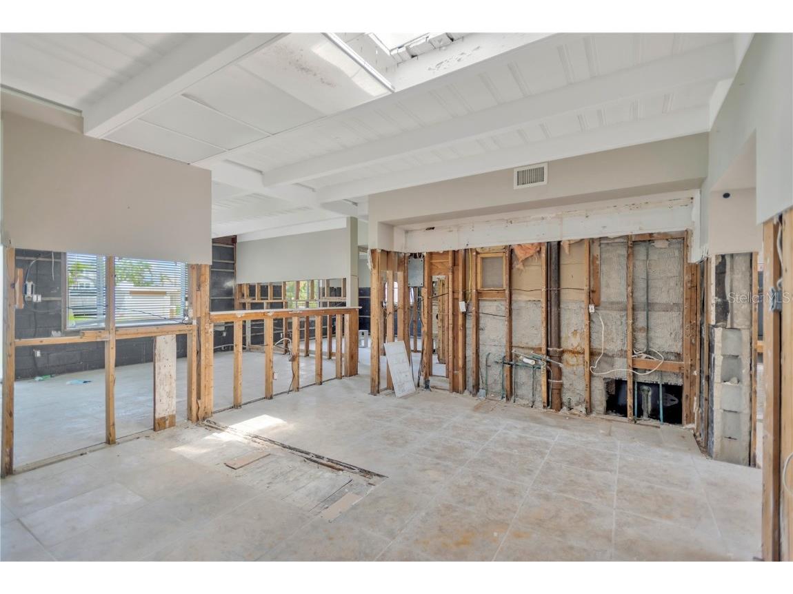 16214 3rd Street E Redington Beach FL 33708 TB8431773 image13