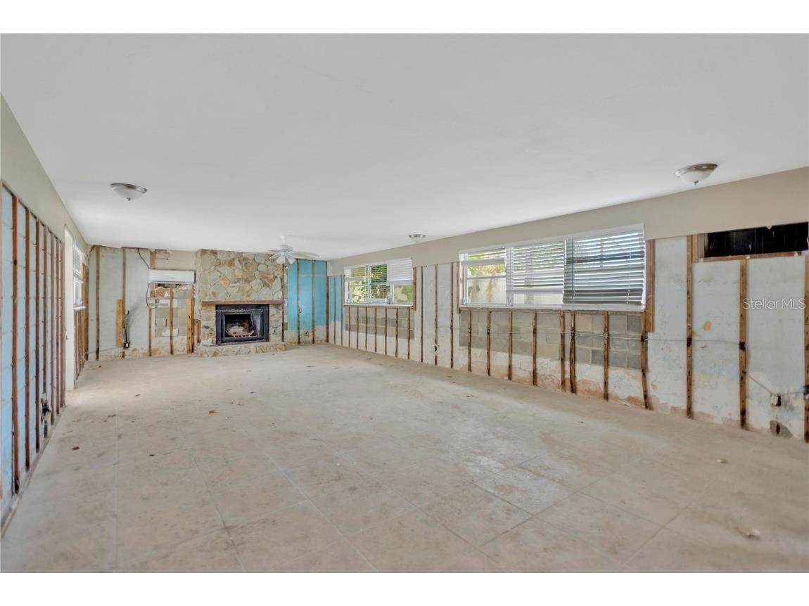 16214 3rd Street E Redington Beach FL 33708 TB8431773 image22