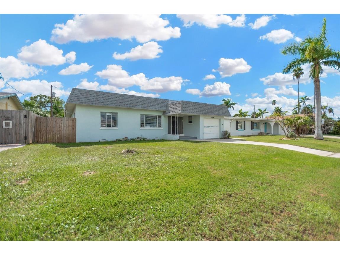 16214 3rd Street E Redington Beach FL 33708 TB8431773 image3