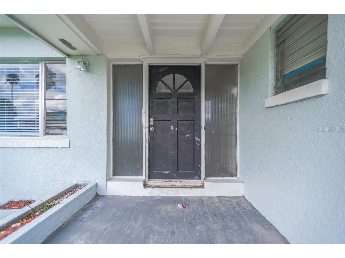 16214 3rd Street E Redington Beach FL 33708 TB8431773 image4