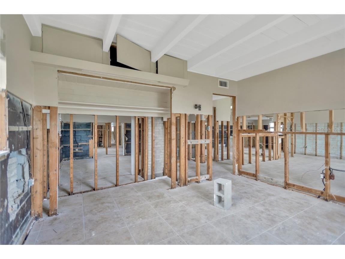 16214 3rd Street E Redington Beach FL 33708 TB8431773 image8