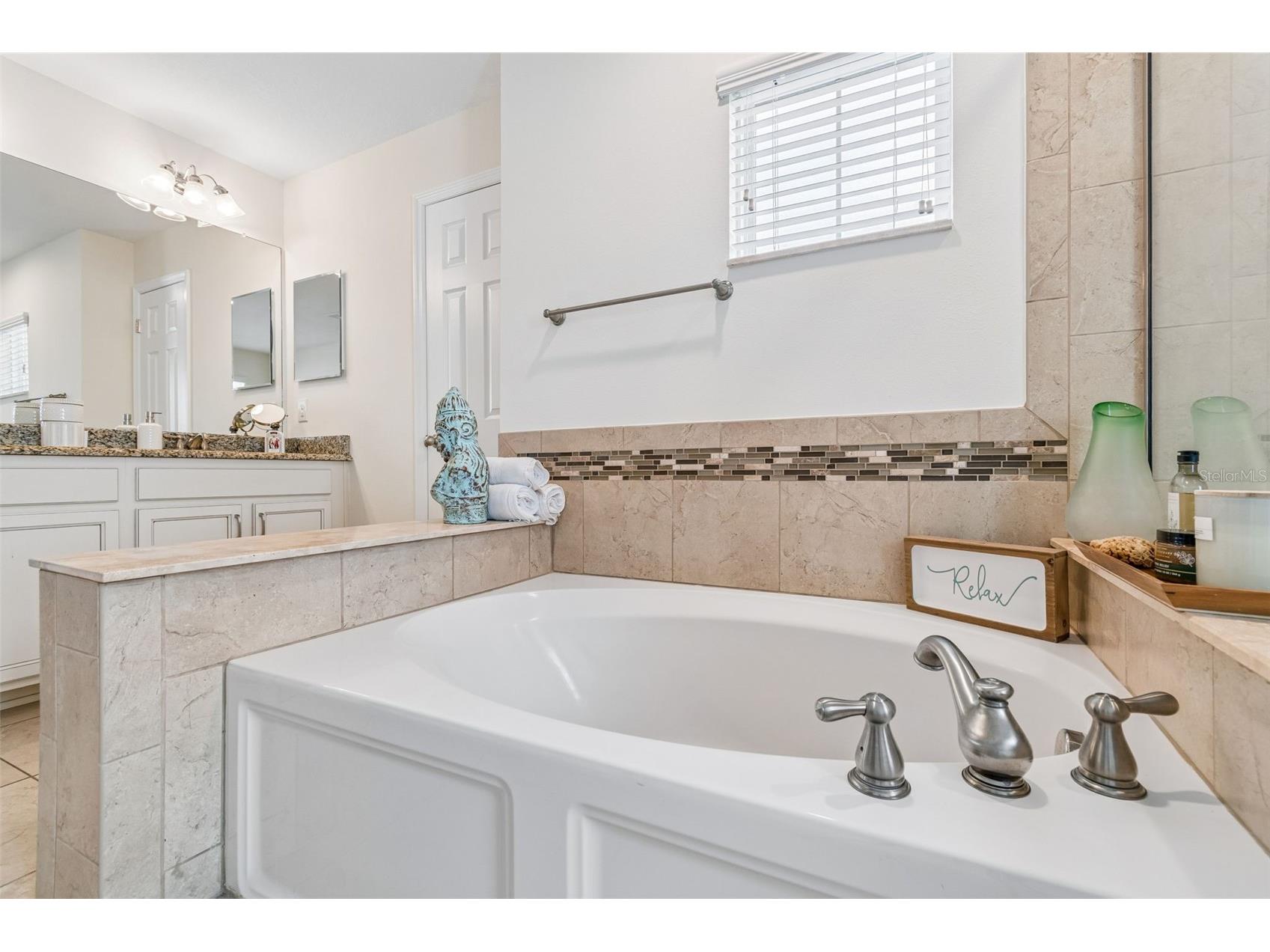 16214 Bayberry View Drive Lithia FL 33547 TB8510298 image40