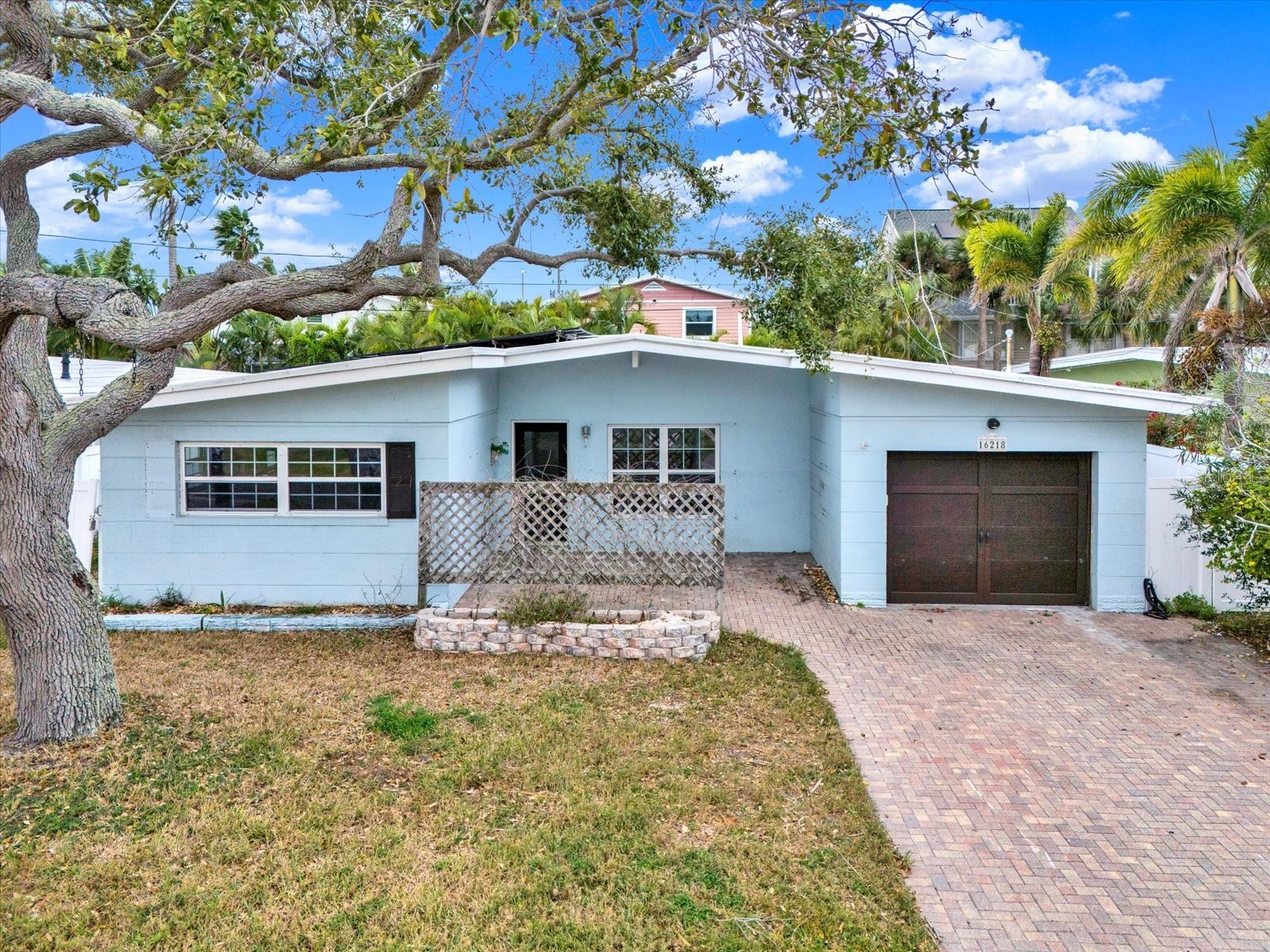 16218 1st Street E Redington Beach FL 33708 TB8468864 image1