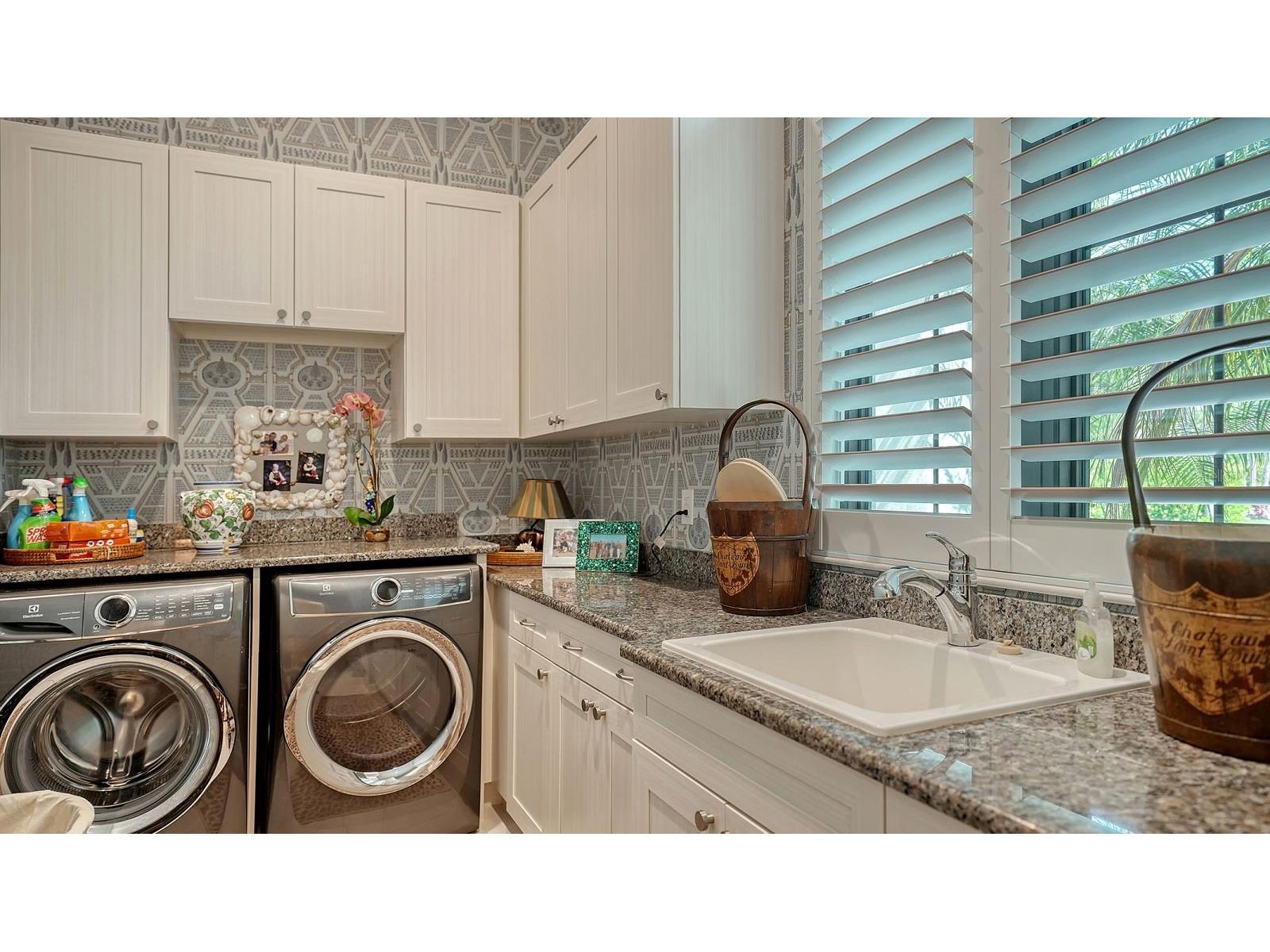 1622 Kenilworth Street Sarasota FL 34231 A4676310 image34