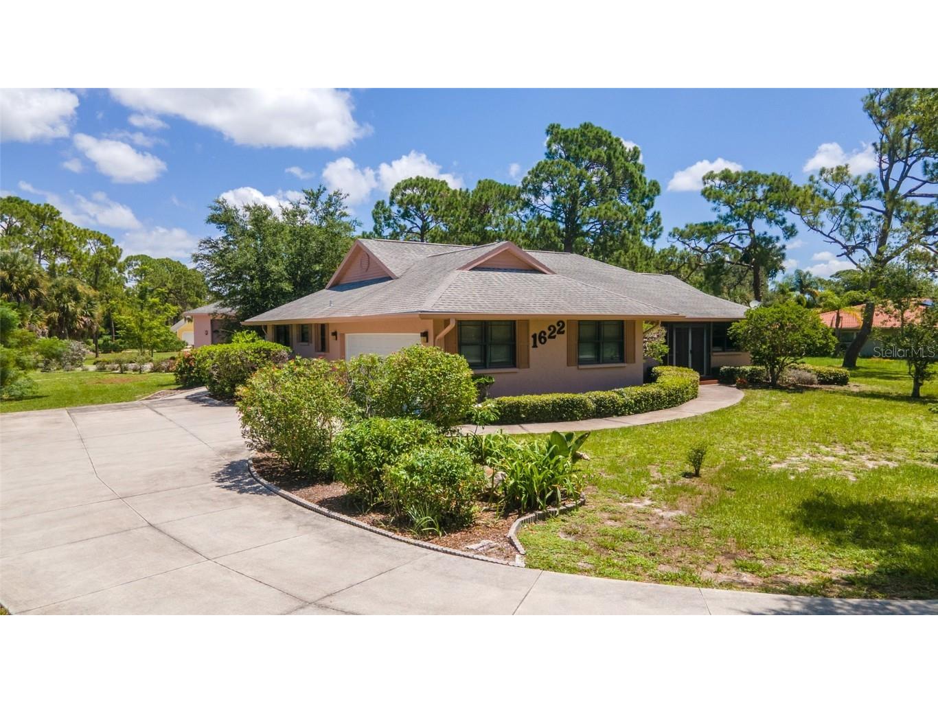 1622 Overbrook Road Englewood FL 34223 D6137422 image1