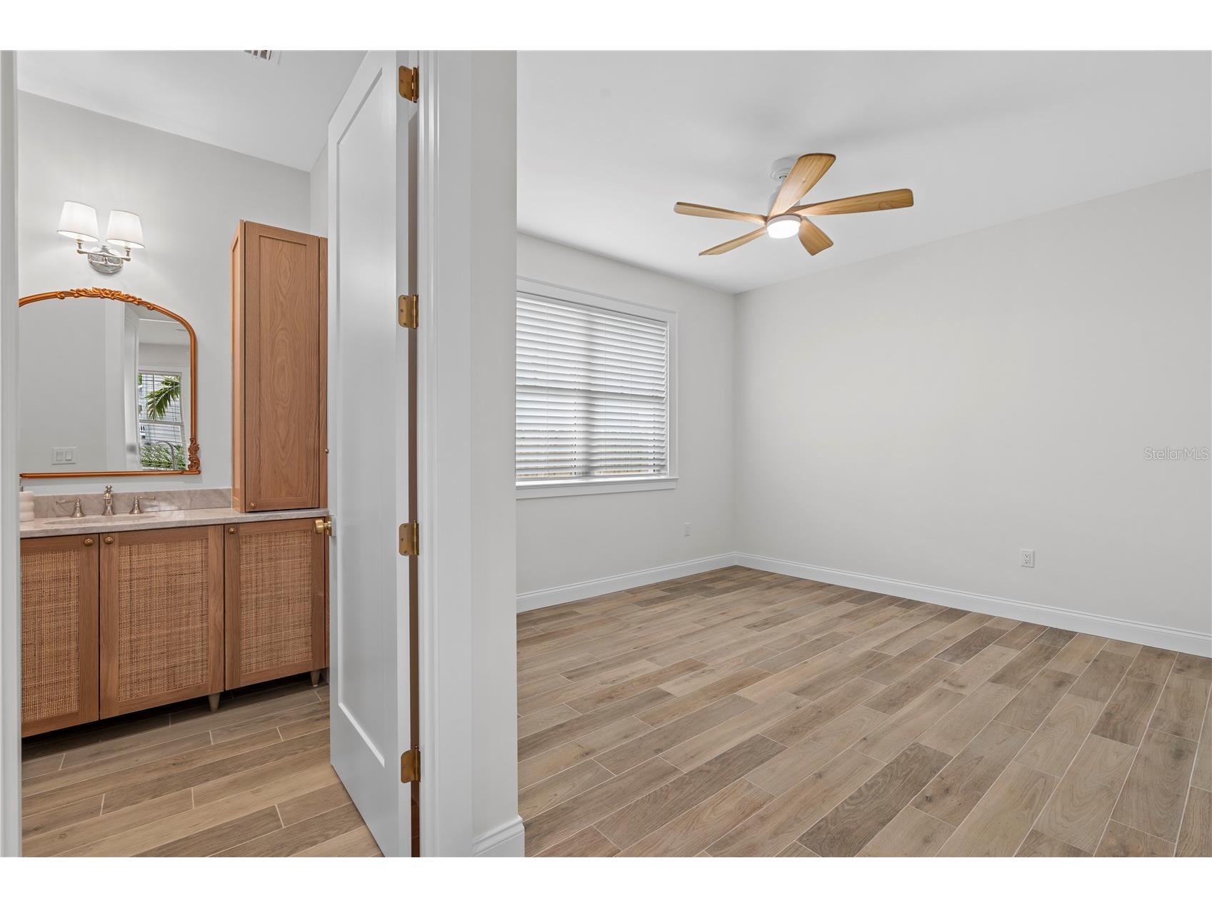 1623 31st Avenue N Saint Petersburg FL 33713 TB8513567 image15