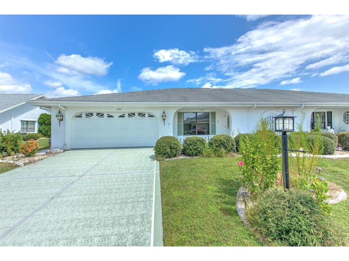 1623 Bentwood Drive Sun City Center FL 33573 T3552483 image1