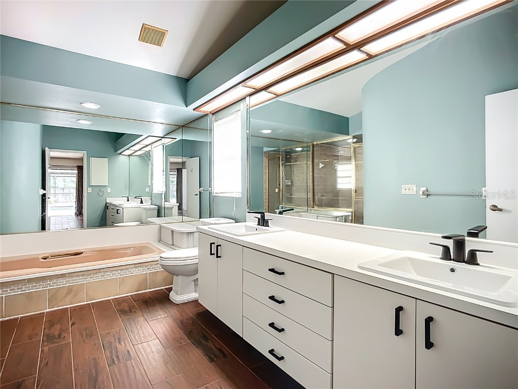 1623 Carter Oaks Drive Valrico FL 33596 TB8449676 image17