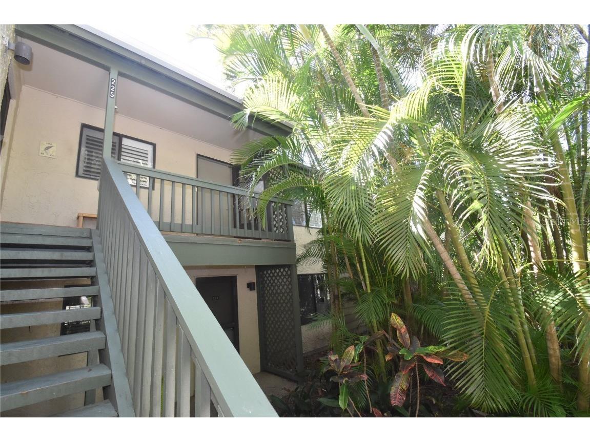 1623 Pelican Cove Road #224 Sarasota FL 34231 A4565099 image1