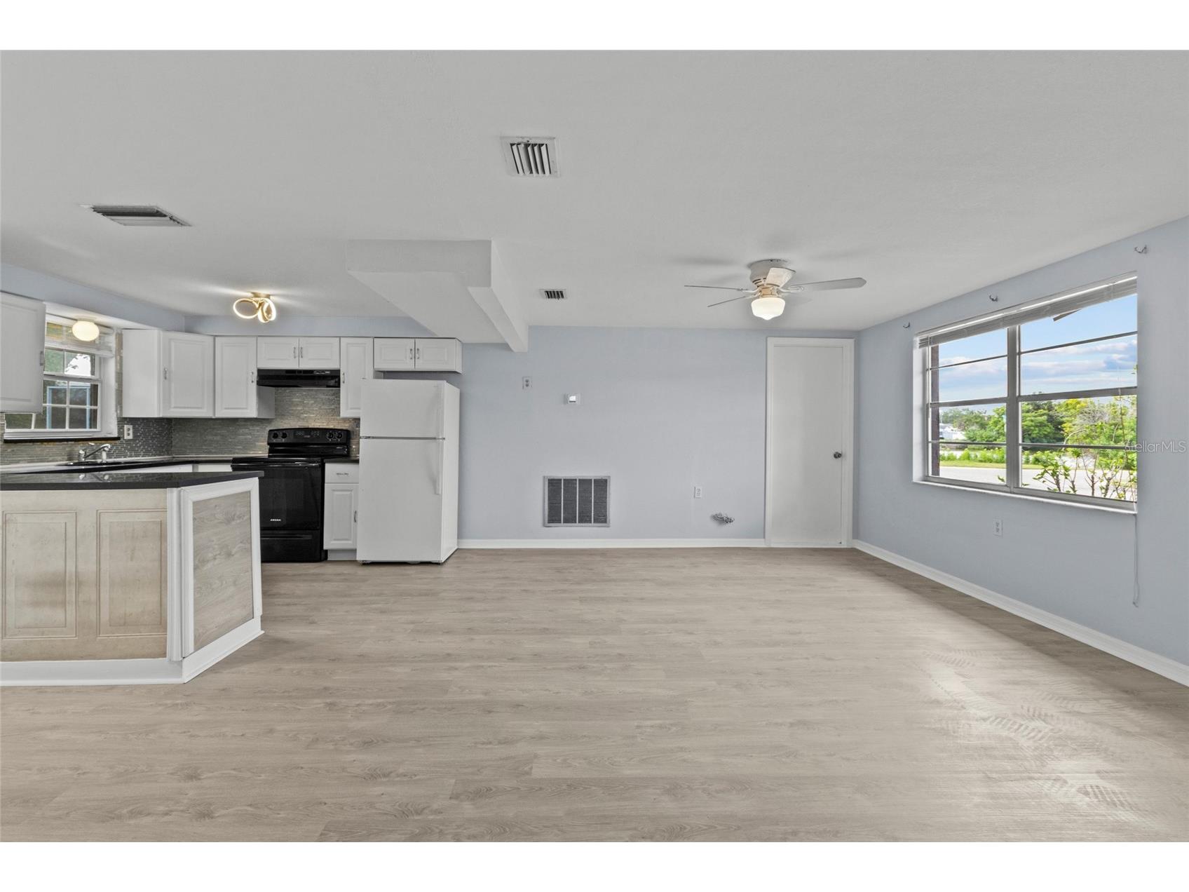 1623 Plum Tree Road Holiday FL 34690 TB8507340 image5