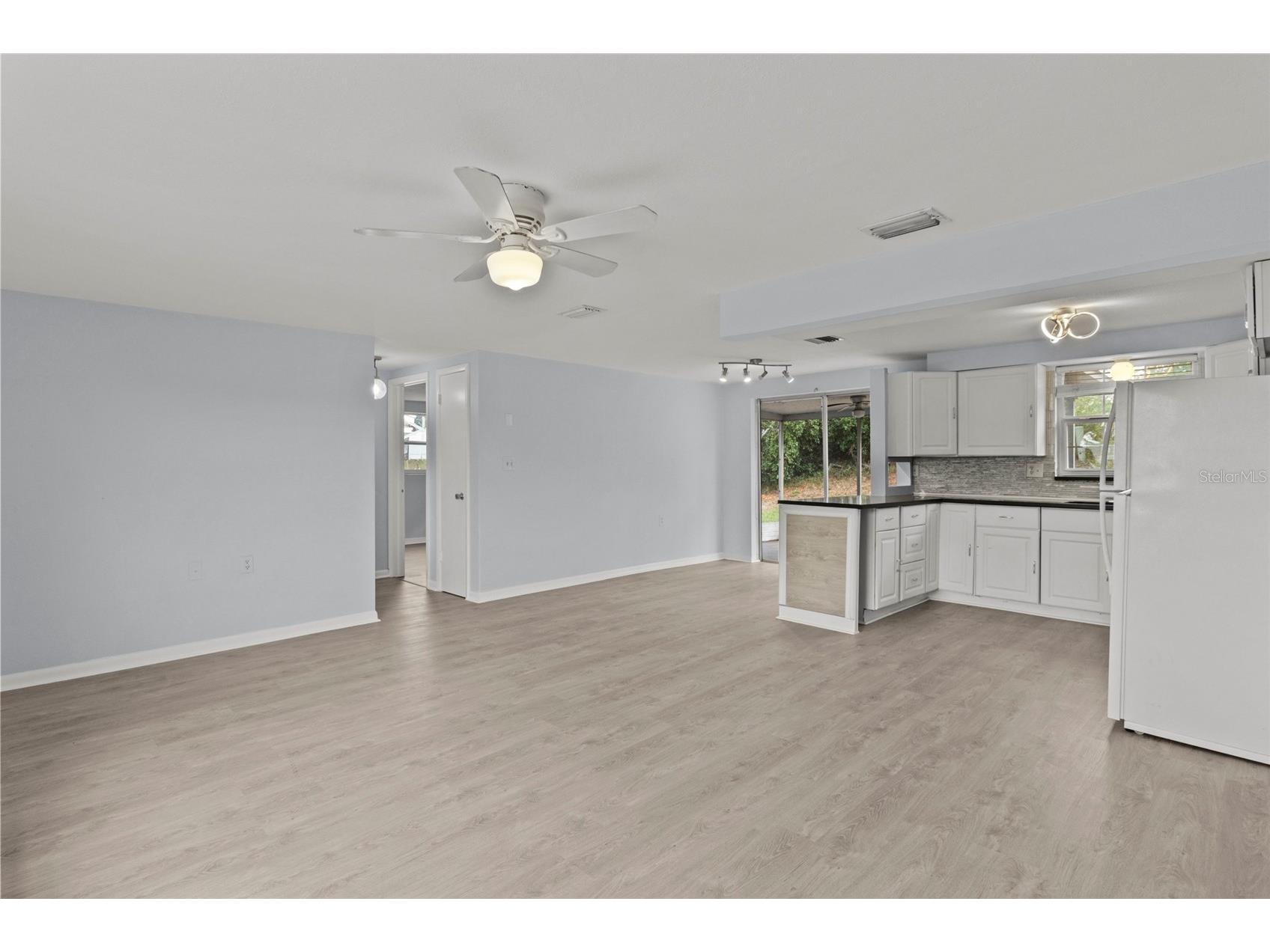 1623 Plum Tree Road Holiday FL 34690 TB8507340 image9