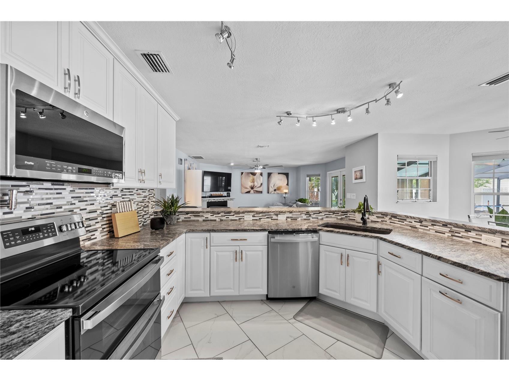 1623 SE 29th Terrace Ocala FL 34471 - NATURE'S POND OM722062 image16