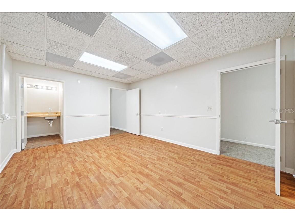 1623 SW 1st Avenue Ocala FL 34471 OM701667 image10