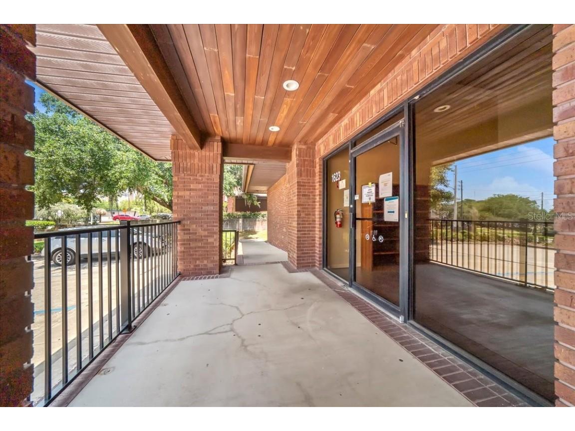 1623 SW 1st Avenue Ocala FL 34471 OM701667 image56