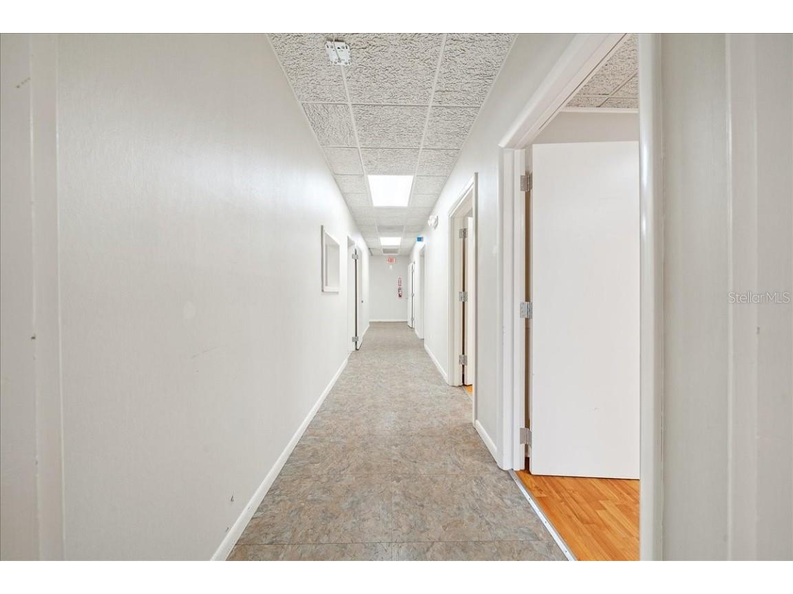 1623 SW 1st Avenue Ocala FL 34471 OM701667 image6