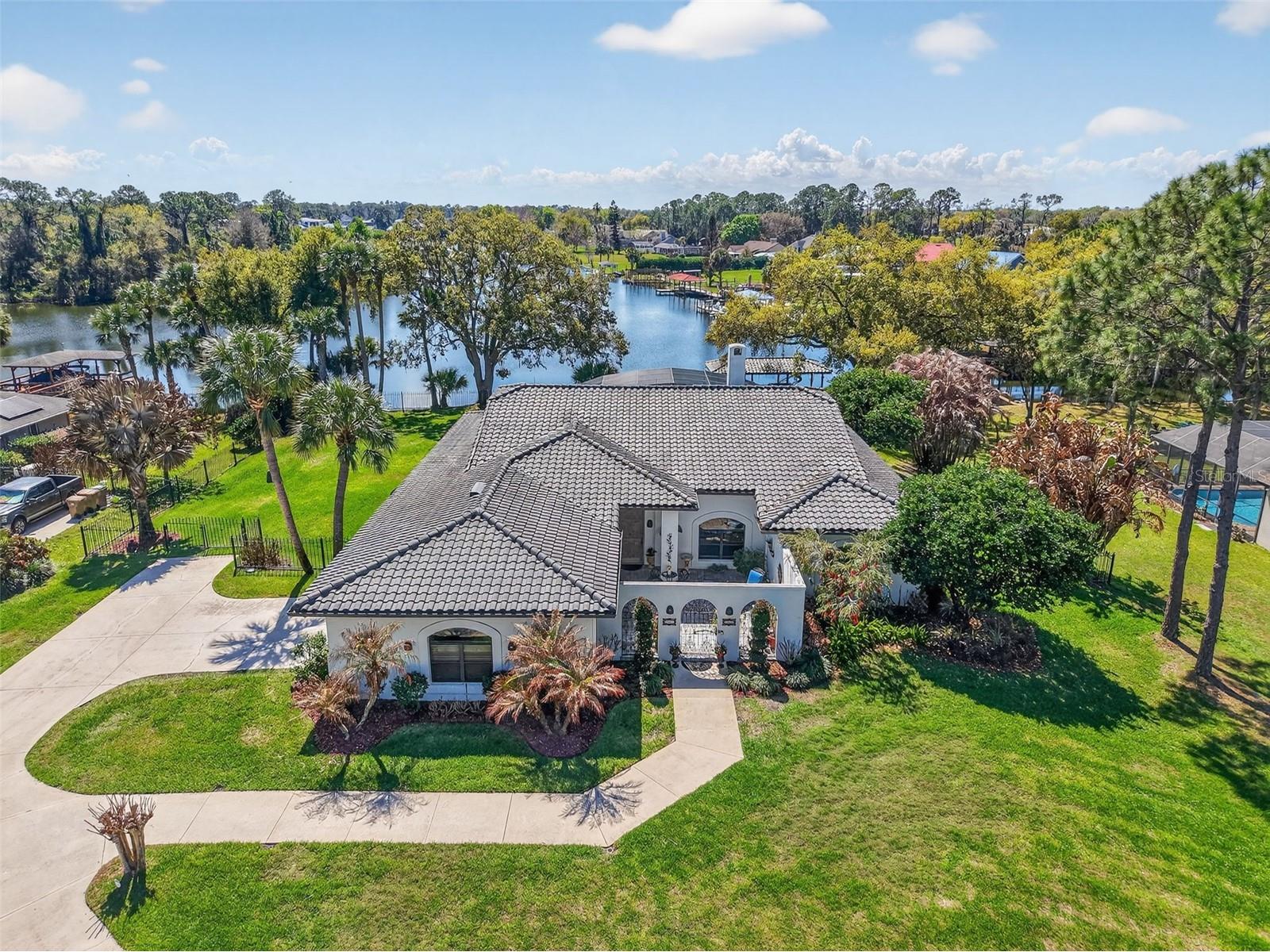 16238 E Shirley Shores Road Tavares FL 32778 - LAKE BEAUCLAIR TB8484778 image1
