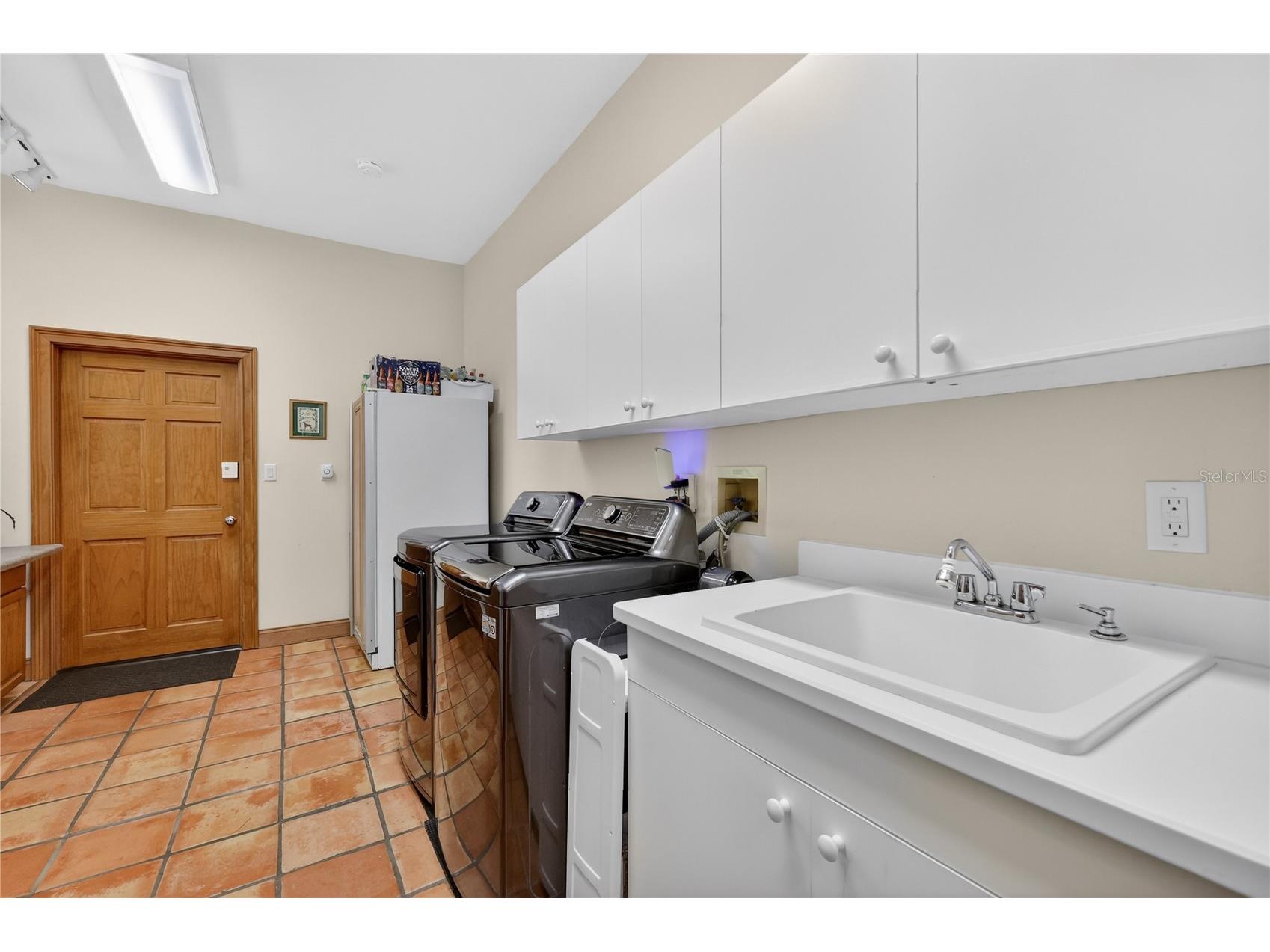 16238 E Shirley Shores Road Tavares FL 32778 - LAKE BEAUCLAIR TB8484778 image19