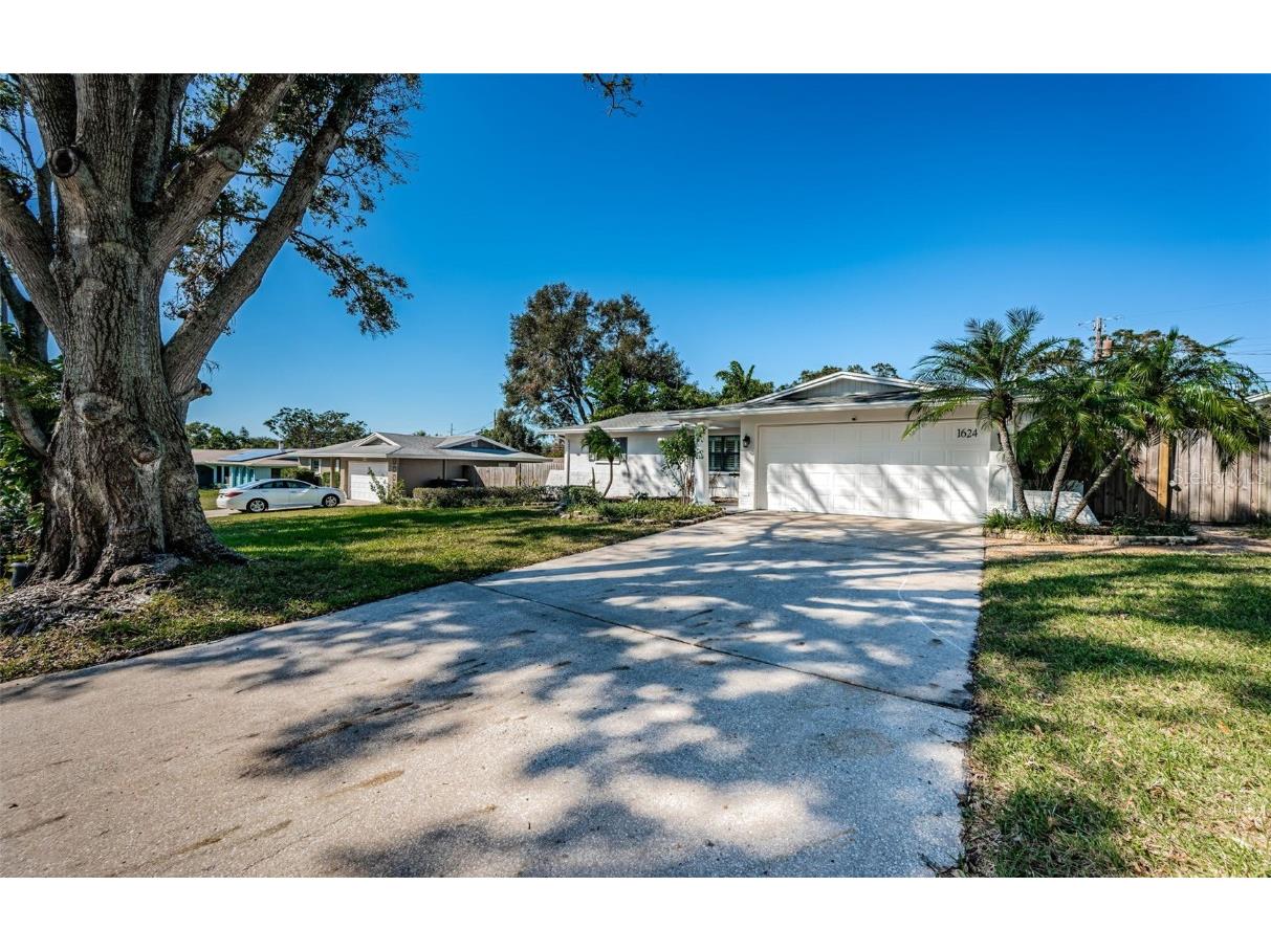 1624 Algonquin Drive Clearwater FL 33755 TB8312964 image1